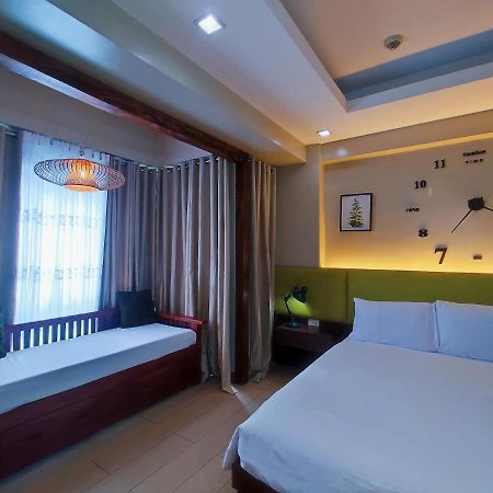 Two Palmtree Villas Newport Boulevard Near Naia 3 Pasay City Manila Exteriör bild